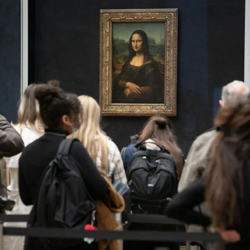 The Mystery Behind the Mona Lisa Painting